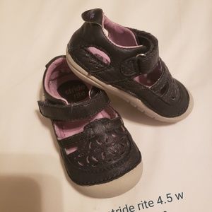 Stride rite navy 4.5w